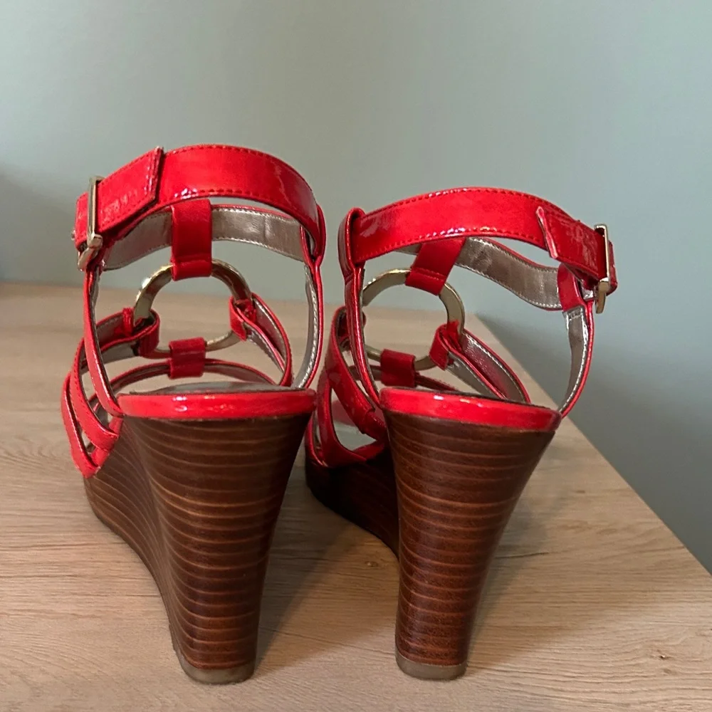 Alfani Vibrant Red and Gold Wedge Sandals - Picture 6 of 13